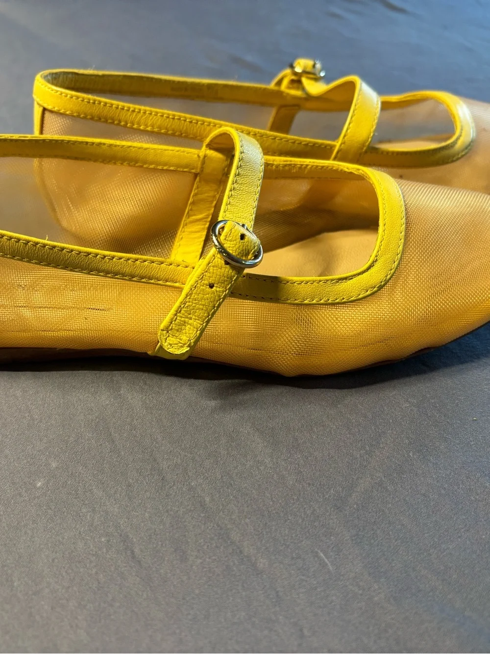 Antonio Melani Yellow Mesh Slippers Sz 5C